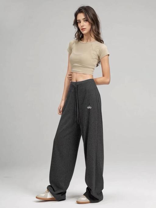 Buy & Sell Meadow Vale Northumberland - Photos for High-Waist Lounge Pant . Alo .