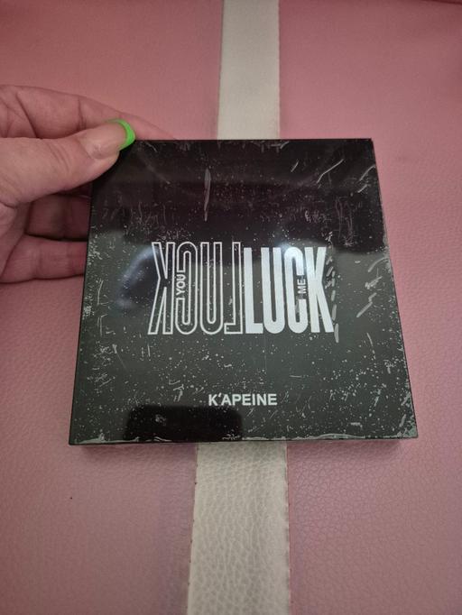  — new k'APEINE Eye Shadow Palette