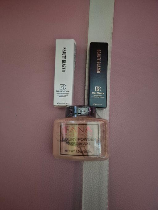  — new Makeup Set