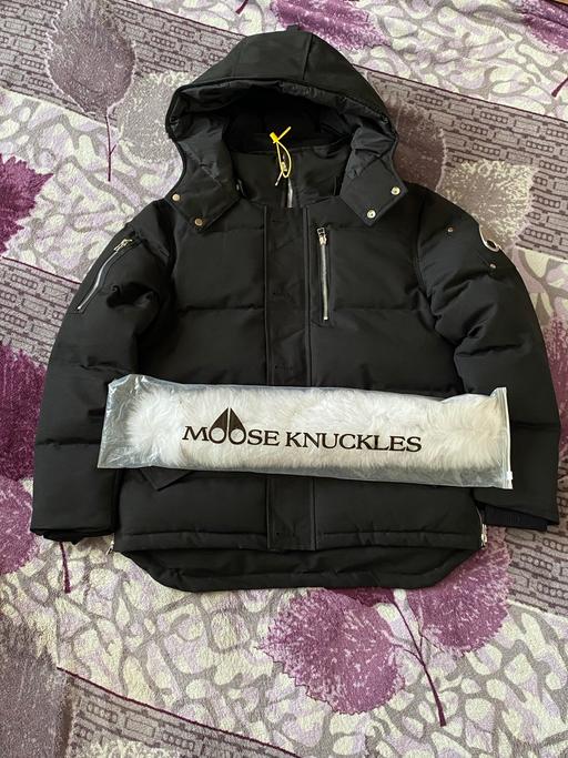 Buy & Sell Newham East London - Photos for Moose Knuckles Size S Black