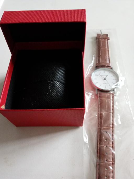 Buy & Sell Horncastle East Lindsey - Photos for brand new Mans QUARTZ watch & box set