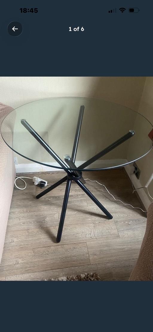 Buy & Sell Beddington Sutton - Photos for Small glass table