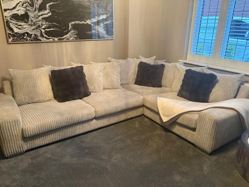 Buy & Sell Daresbury Halton - Photos for Corner left hand facing sofa