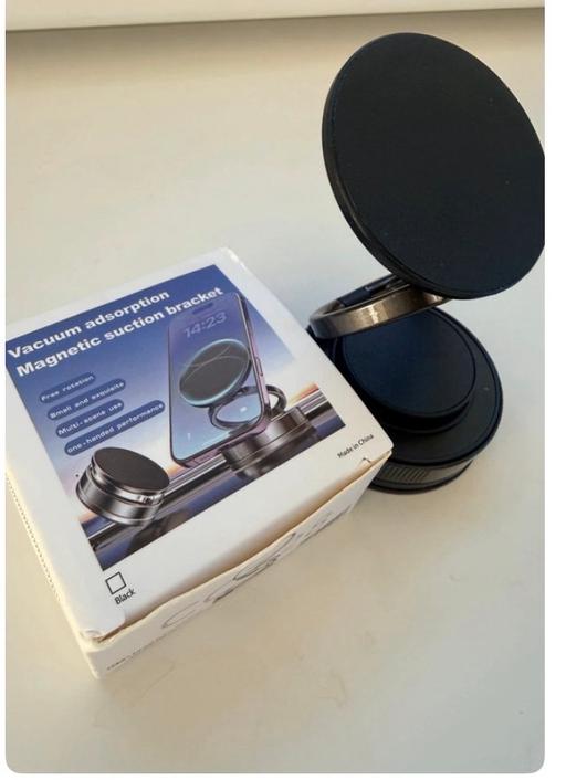Vehicles Tilbury Thurrock - Essex - Photos for Phone holder