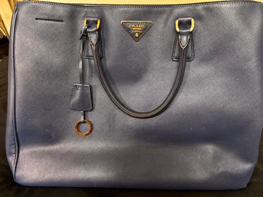 Buy & Sell Hornsey North London - Photos for Genuine prada bag