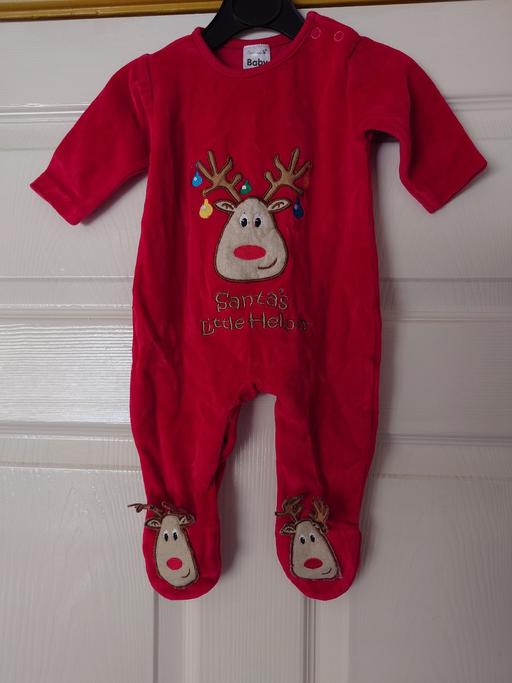  — Babies Christmas sleepsuit size 0-3 months