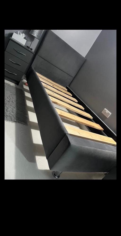 Buy & Sell Maypole Birmingham - Photos for VELVET BED WITH MATTRESS OPENTO OFFERS