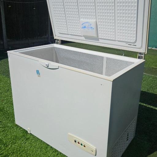 Buy & Sell Swan Village Sandwell - Photos for Chest Freezer (330 litres) - Delivery Availab