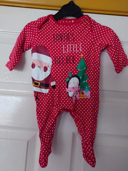  — Babies Christmas sleepsuit size newborn