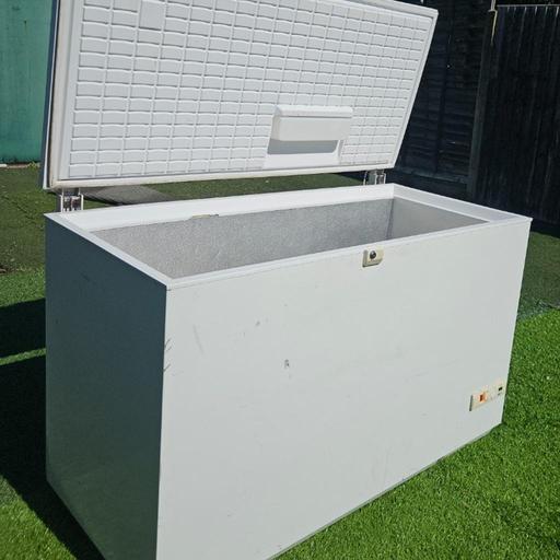 Buy & Sell Swan Village Sandwell - Photos for Large Chest Freezer (400 litres) - Delivery *