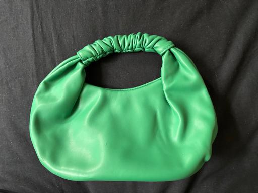 Buy & Sell Hornsey North London - Photos for Clutch bag