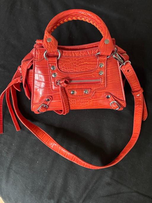 Buy & Sell Hornsey North London - Photos for Orange handbag