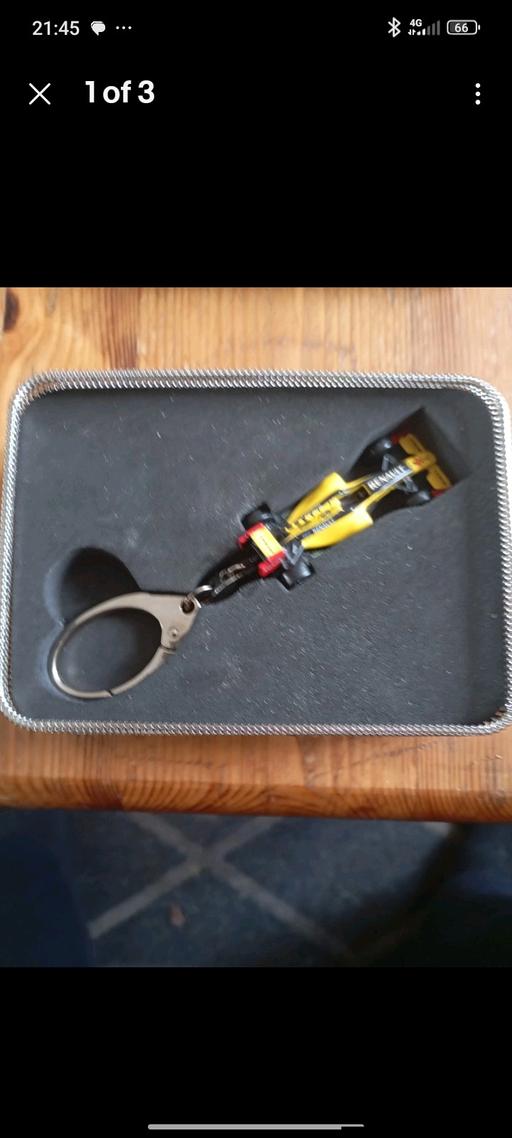 Buy & Sell Upper Cambourne South Cambridgeshire - Photos for Formula One F1 Renault Team R30 2010 Keyring