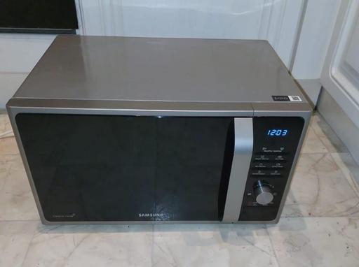 Buy & Sell Newbridge Wolverhampton - Photos for Samsung MS28F303TAS 28 Litre Microwave 28 li