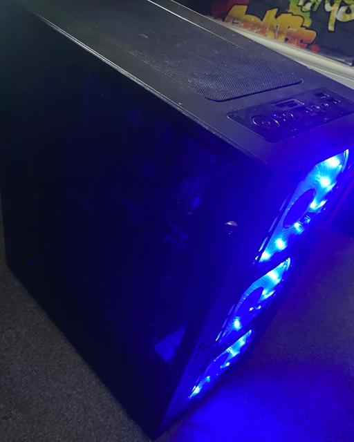 Buy & Sell Liverpool Knowsley - Photos for Gaming pc and monitor