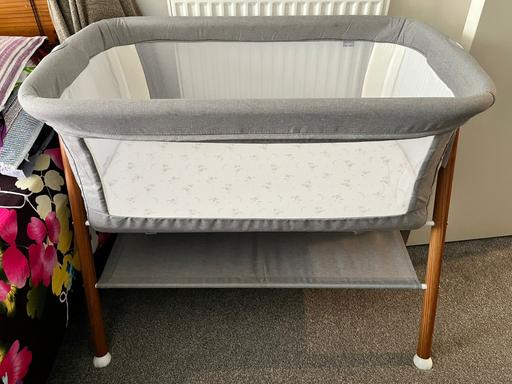 Buy & Sell Poplar East London - Photos for bedside crib