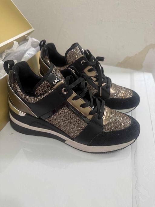 Buy & Sell Peckham South East London - Photos for MICHAEL KORS , Trainer