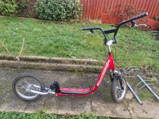Buy & Sell Sipson Hillingdon - Photos for KIDS BOYS CHILDREN BARRACUDA SCOOTER