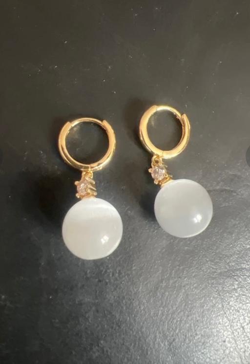 Buy & Sell Whitchurch Bath and North East Somerset - Photos for Gold colour moonlight zircona stone earrings