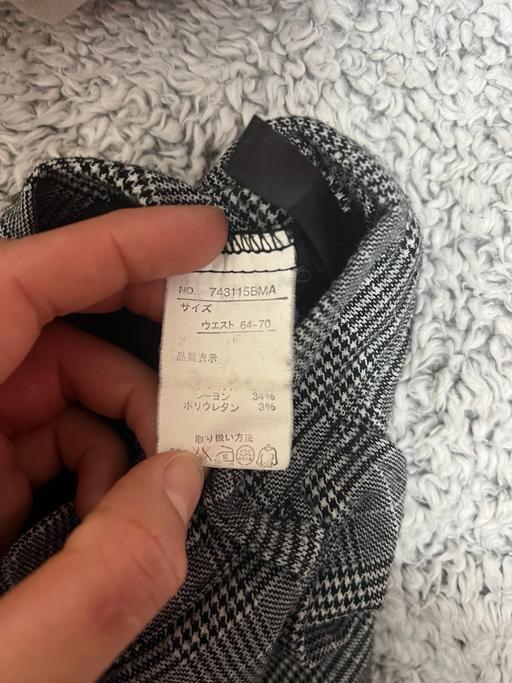 Buy & Sell Warmley South Gloucestershire - Photos for black & grey plaid trousers
