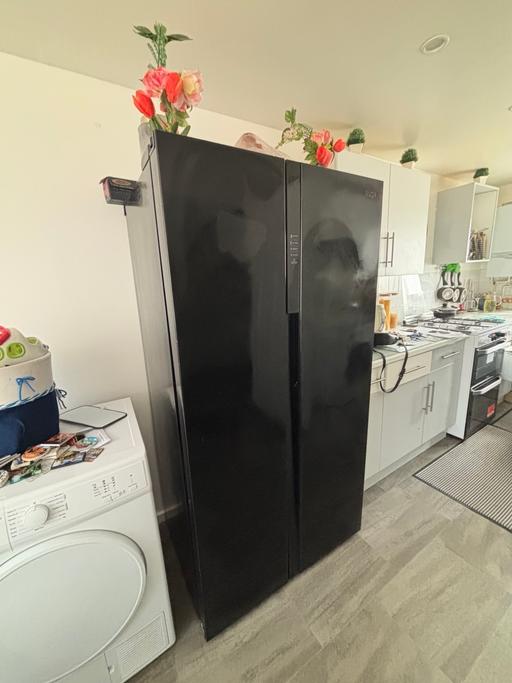 Buy & Sell Charlton South East London - Photos for Fridge freezer