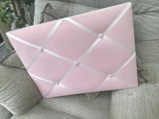 Buy & Sell Essington Wolverhampton - Photos for Pink notice board