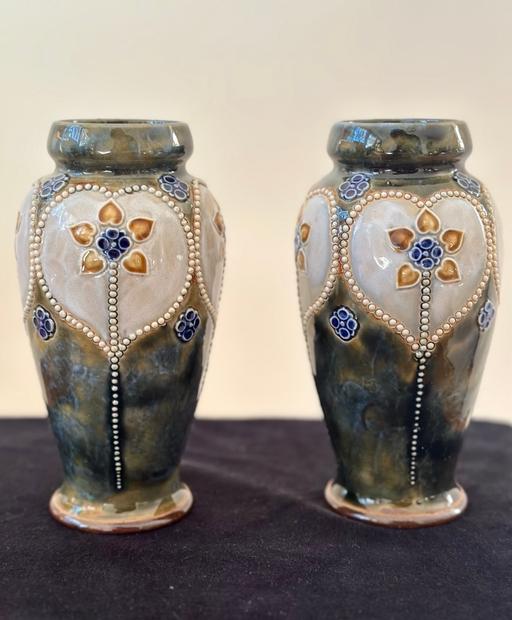 Buy & Sell South Hackney East London - Photos for 2 Royal Doulton art nouveau glazed vases