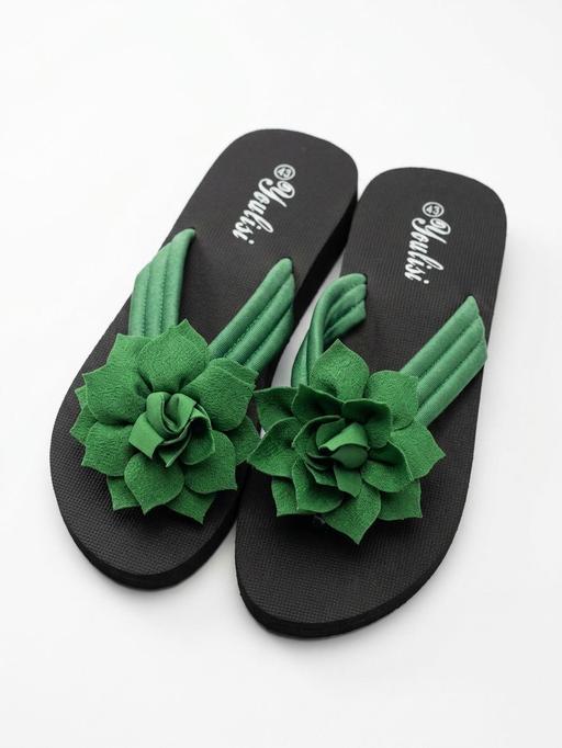 Buy & Sell South Hylton Sunderland - Photos for Ladies slippers