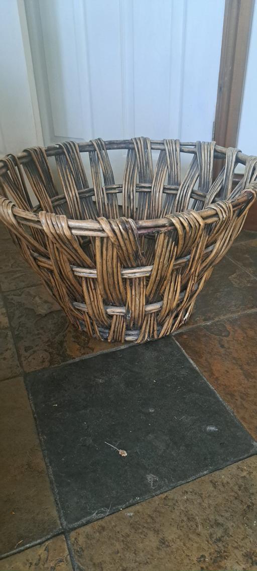 Buy & Sell Stourbridge Dudley - Photos for Sturdy storage basket.