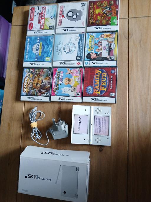 Buy & Sell Upper Gornal Dudley - Photos for Nintendo dsi bundle