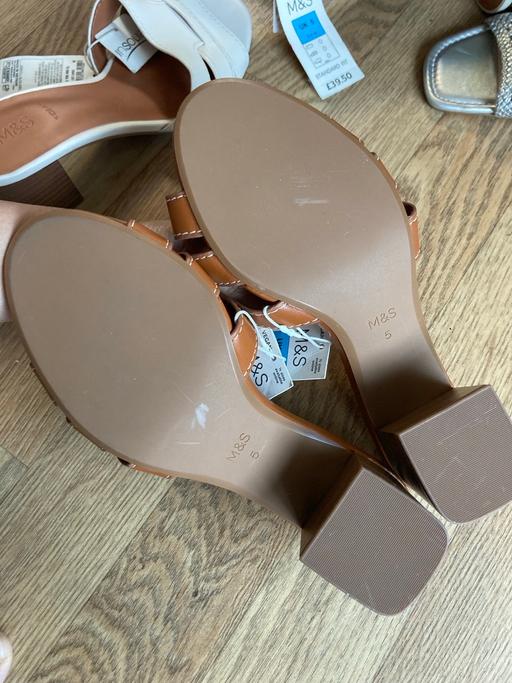 Buy & Sell Barking Barking and Dagenham - Photos for Sandles women