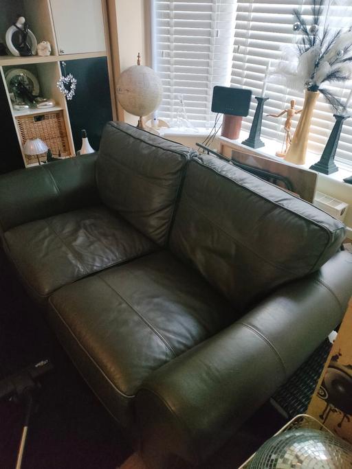Buy & Sell Dukinfield Tameside - Photos for leather two seater settee as new