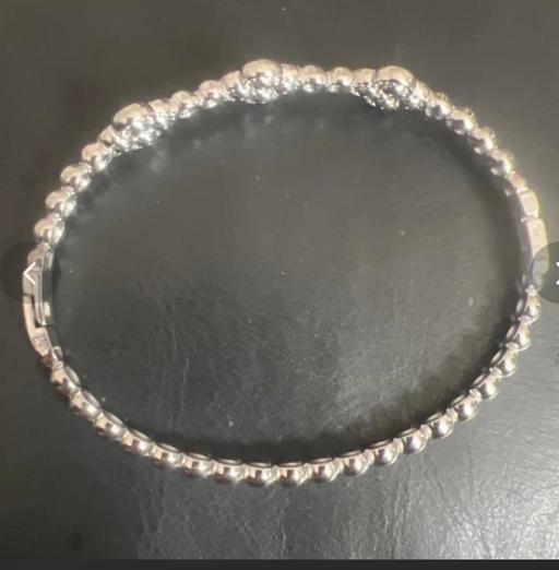 Buy & Sell Bristol Bristol - Photos for Silver colour flower zircon bangle