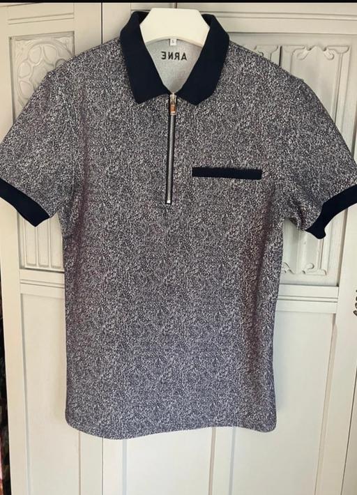 Buy & Sell Royal Albert Liverpool - Photos for Arne mens polo top size S