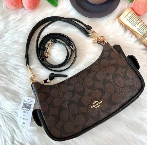 Buy & Sell Hednesford Cannock Chase - Photos for Coach Teri Shoulder Bag