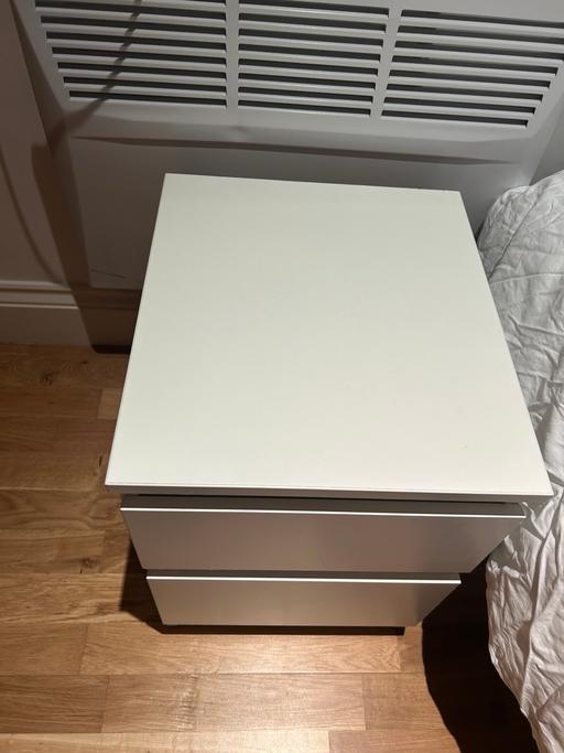 Buy & Sell Devons Road East London - Photos for Ikea white bedside table