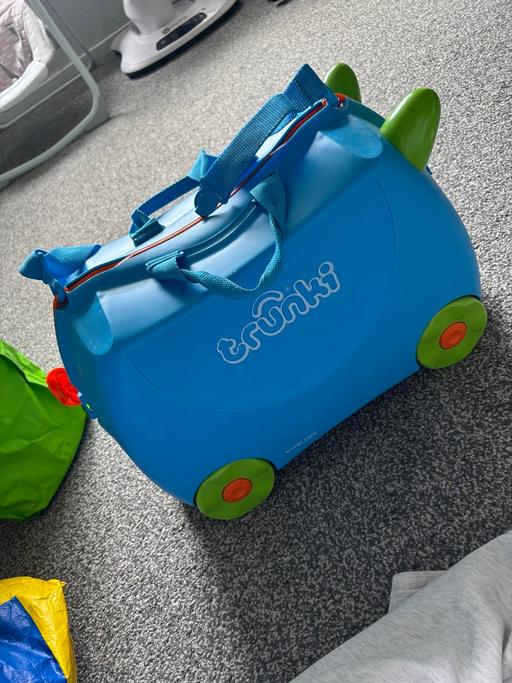  — Trunki