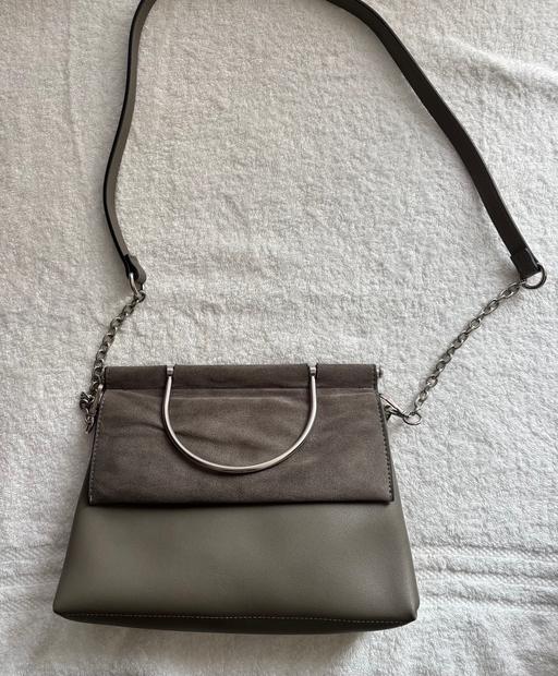 Buy & Sell Blakenhall Wolverhampton - Photos for New look Grey Cross body bag