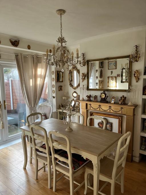 Buy & Sell Sudbury North West London - Photos for French style dining table and 6 chairs