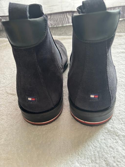 Buy & Sell Penn Fields Wolverhampton - Photos for Tommy Hilfiger Navy Blue Suede Chelsea Boots