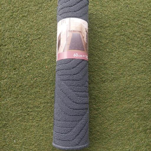 Buy & Sell Feltham Hounslow - Photos for New rug