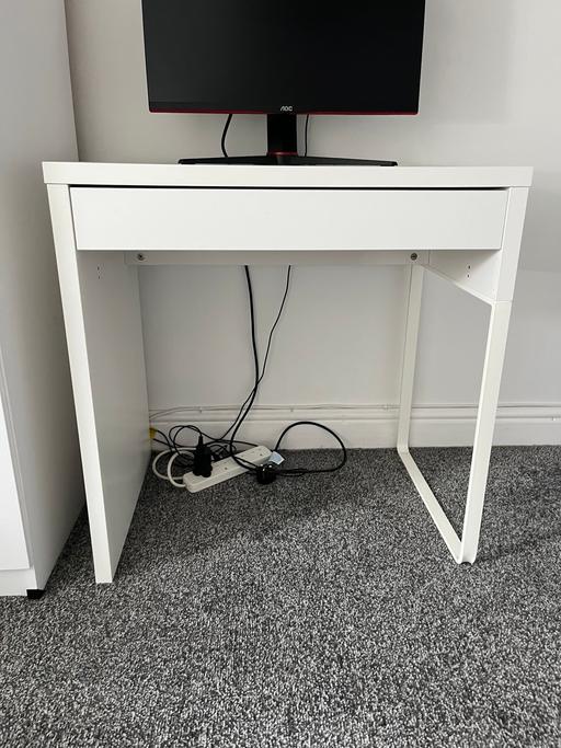Buy & Sell New Shires Industrial Estate Birmingham - Photos for Ikea desk