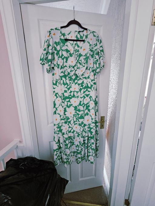Buy & Sell Newton Doncaster - Photos for Summer dress, size 18..like new