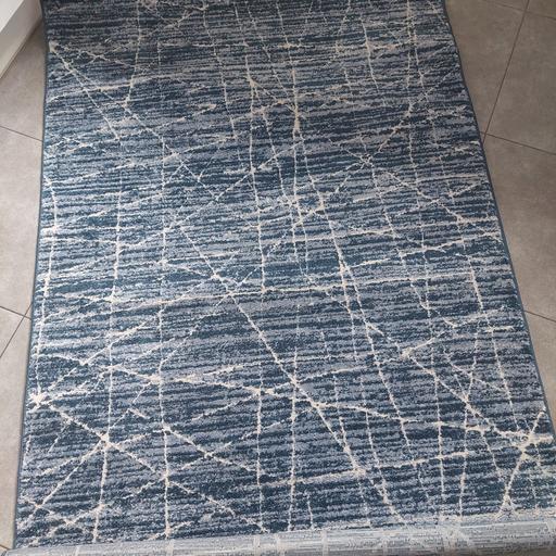 Buy & Sell Feltham Hounslow - Photos for Calvin Klein carpet