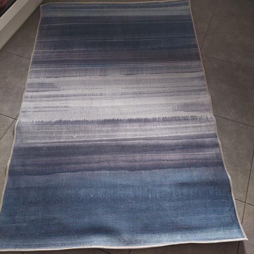 Buy & Sell Feltham Hounslow - Photos for Calvin Klein rug