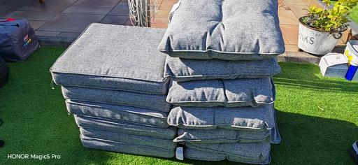 Buy & Sell Netherley Liverpool - Photos for Out door cushion see attached photos
