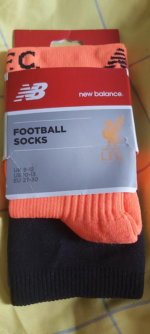  — LFC LIVERPOOL small socks UK 9-12, EU 27-30