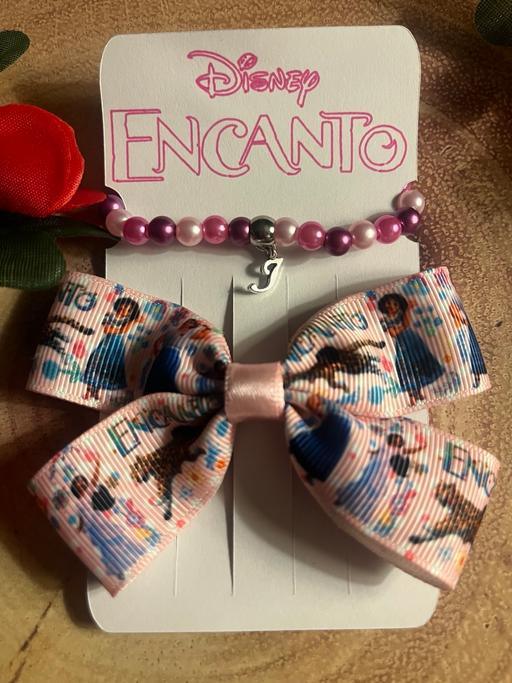  — Disney Encanto Handmade Bow & Bracelet Set