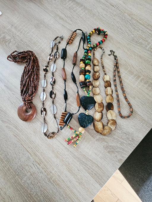 Buy & Sell Newton Doncaster - Photos for Necklace collection..6 items