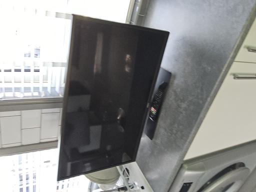 — Hitachi  32 tv/did combi
